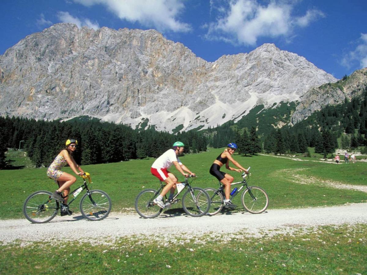 Apartment In W Ngle Tyrol With Walking Trails Near 罗伊特 外观 照片