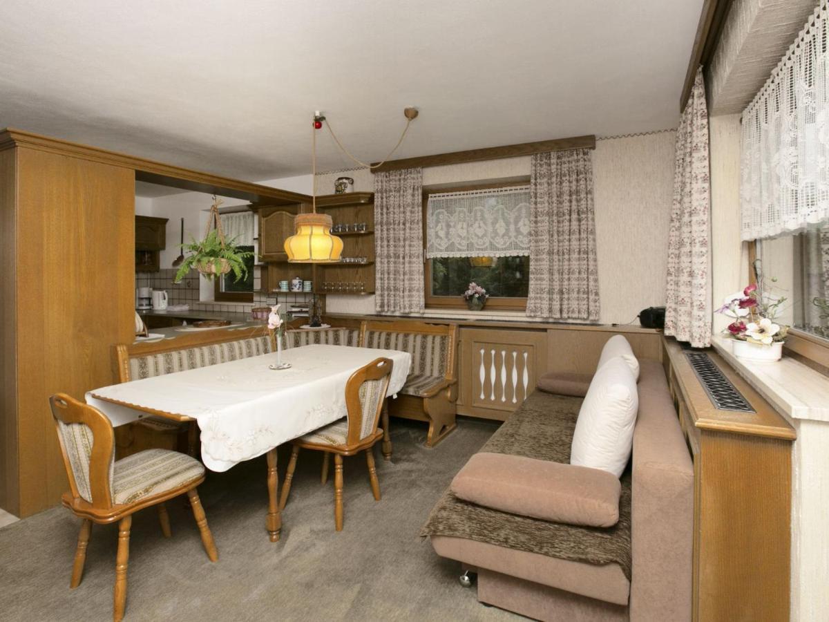 Apartment In W Ngle Tyrol With Walking Trails Near 罗伊特 外观 照片