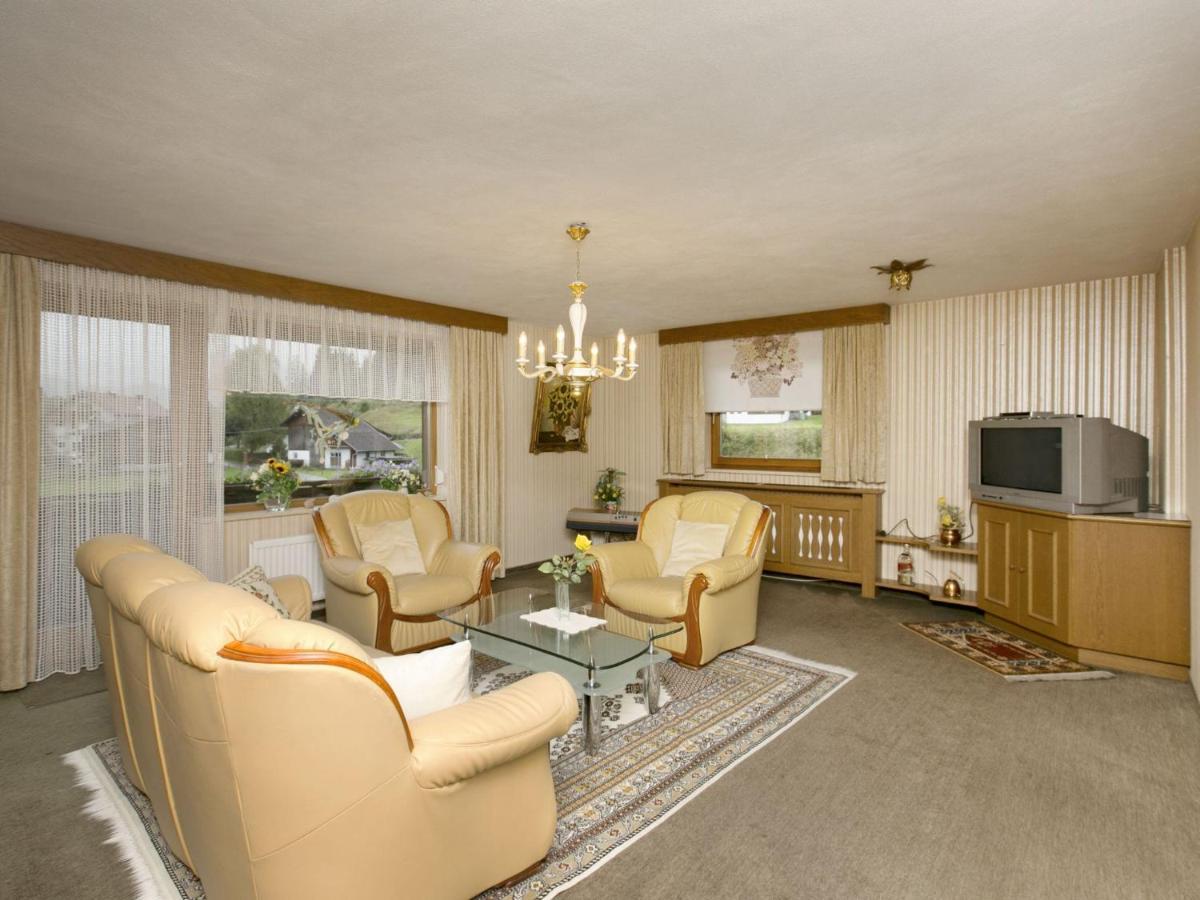 Apartment In W Ngle Tyrol With Walking Trails Near 罗伊特 外观 照片